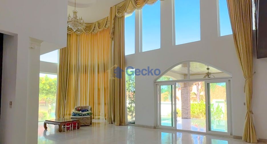 For sale 5 ベッドルーム house in Bang Lamung, Chonburi