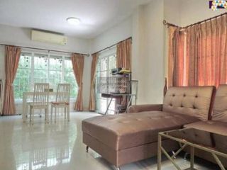 Casa en venta de 3 habitaciones en Lat Krabang, Bangkok