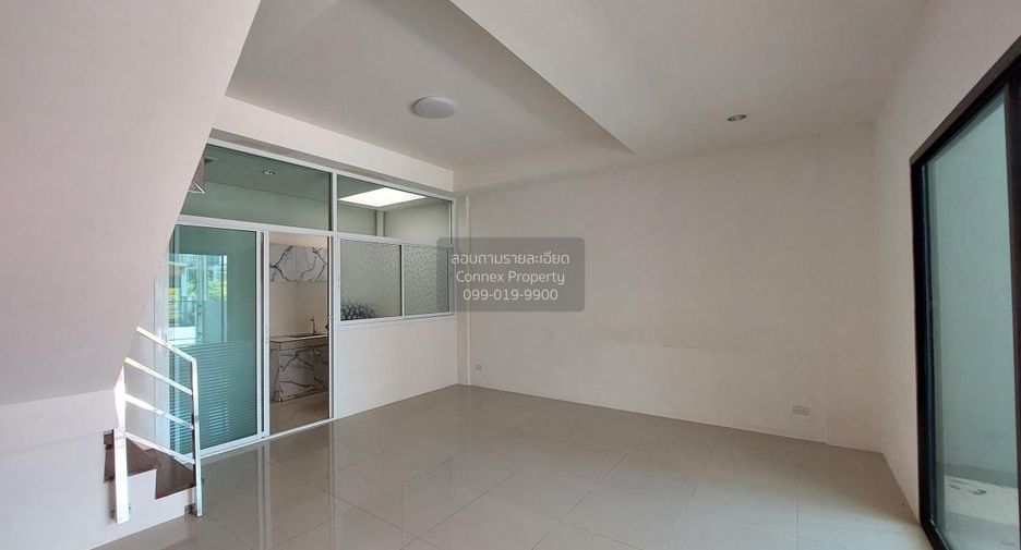 For sale 2 bedrooms townhouse in Phan Thong, Chonburi
