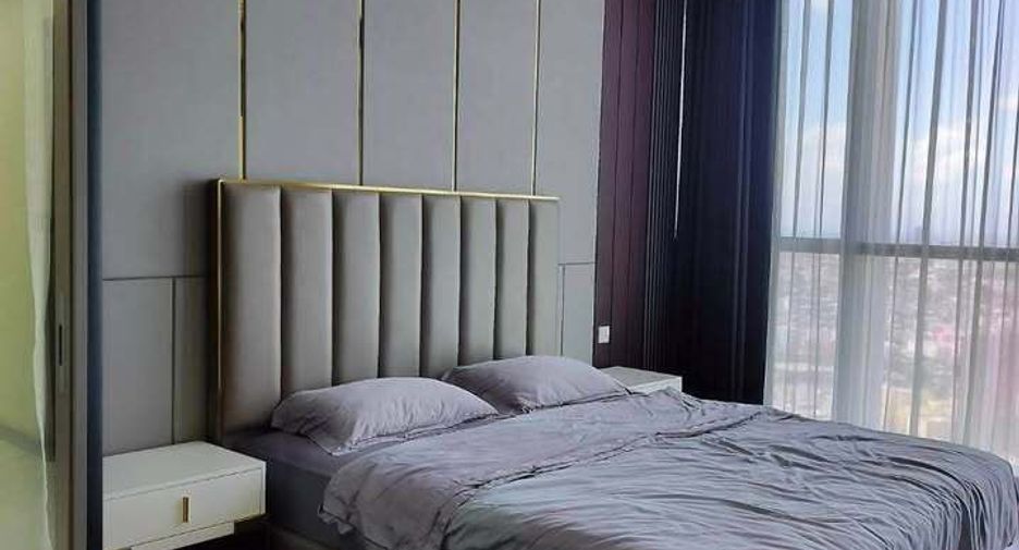 For rent 4 bedrooms condo in Bang Na, Bangkok