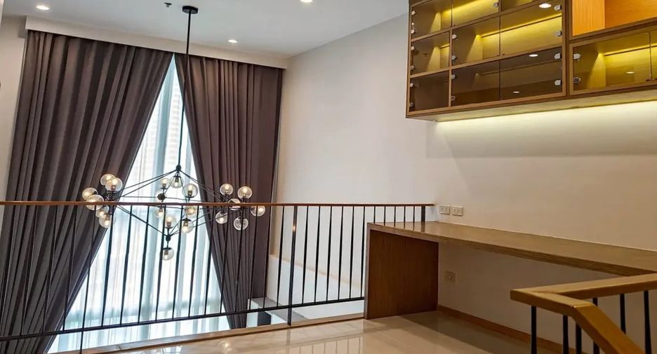 For rent 2 bedrooms condo in Sathon, Bangkok