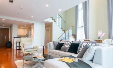 For rent 3 bedrooms condo in Khlong Toei, Bangkok