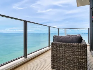 出租 和 出售 4 卧室 公寓 在 Bang Lamung, Chon Buri