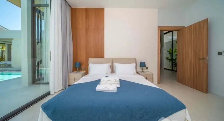 For rent 4 bedrooms villa in Mueang Phuket, Phuket