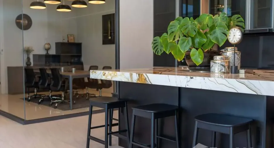 For rent 4 bedrooms villa in Mueang Phuket, Phuket