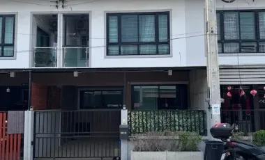出售 2 卧室 联排别墅 在 Bang Lamung, Chon Buri