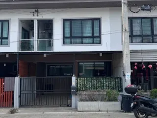 For sale 2 ベッドルーム townhouse in Bang Lamung, Chonburi