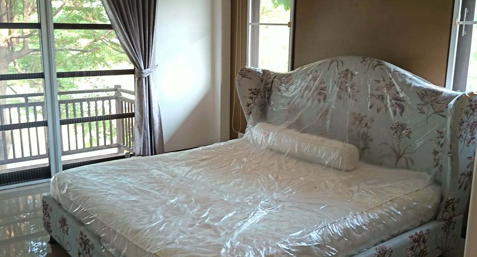 Продажа 4 спальни дом в Сан Кампаенг, Чианг Маи