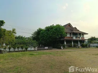 For sale 4 bedrooms house in San Kamphaeng, Chiang Mai