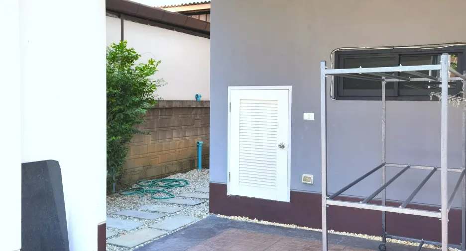 For sale 3 bedrooms house in Saraphi, Chiang Mai