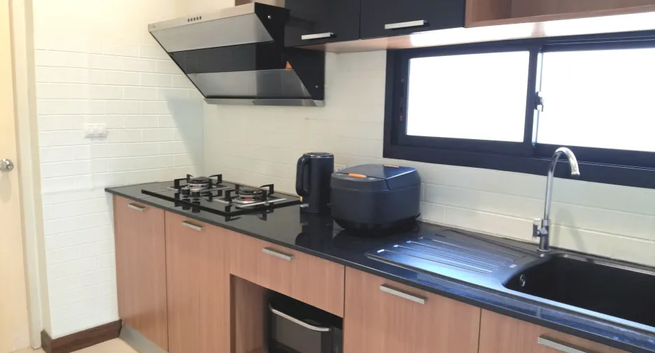 For sale 3 bedrooms house in Saraphi, Chiang Mai