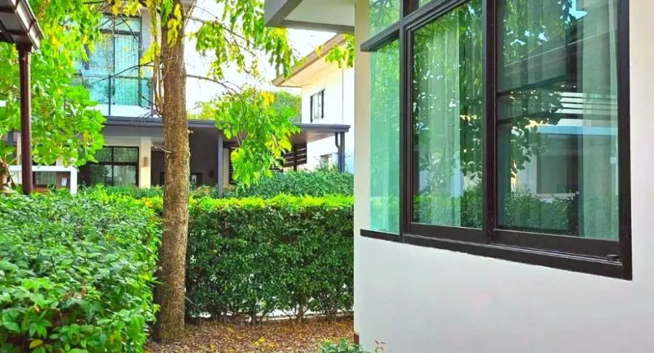 For sale 3 bedrooms house in Saraphi, Chiang Mai