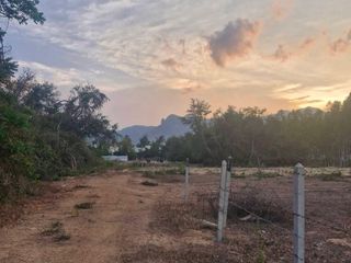 Terreno en venta en Sam Roi Yot, Prachuap Khiri Khan