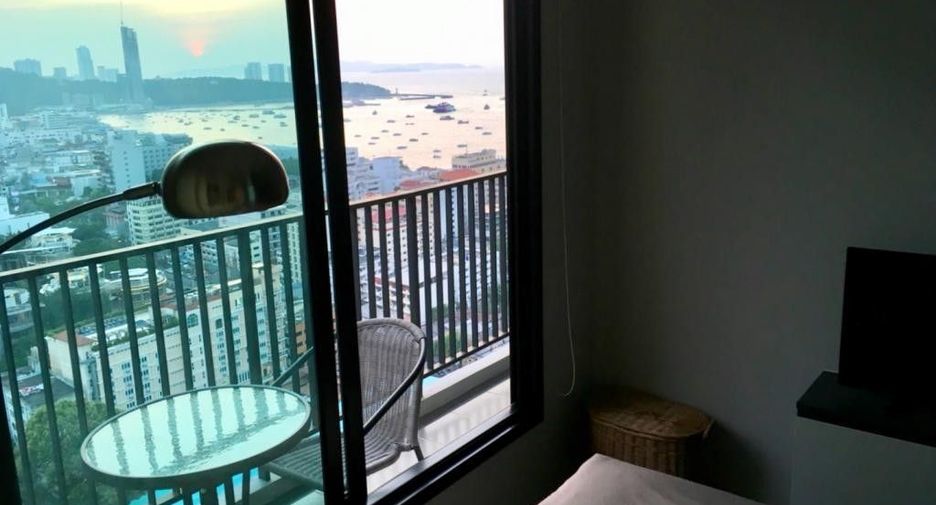 Condo en alquiler de 1 habitaciones en Bang Lamung, Chonburi