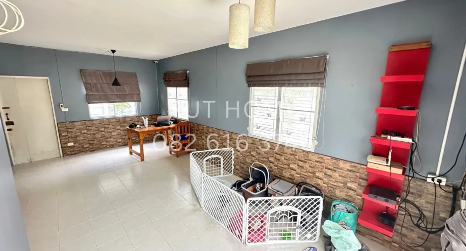 For sale 4 bedrooms townhouse in Mueang Pathum Thani, Pathum Thani
