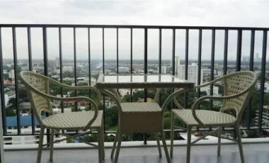 À louer 3 chambres condo à Khlong Toei, Bangkok