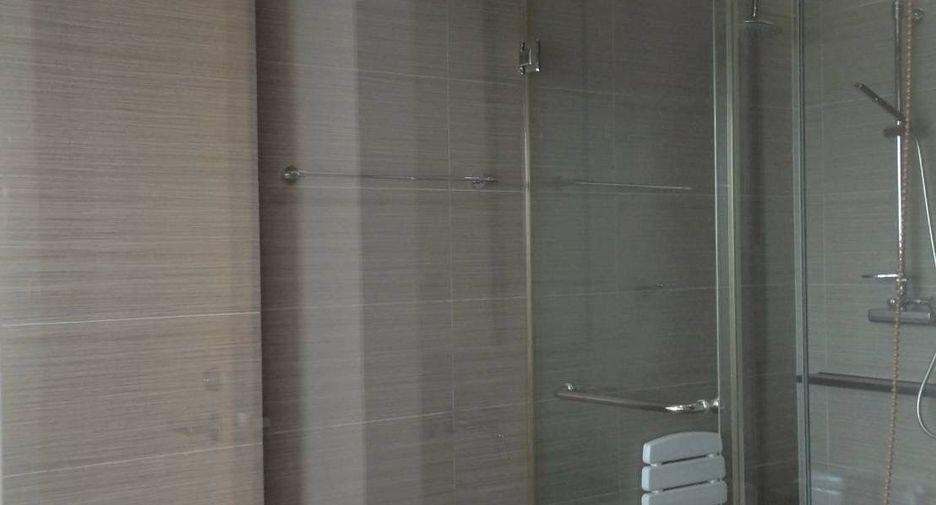 Condo en alquiler de 2 habitaciones en Khlong Toei, Bangkok