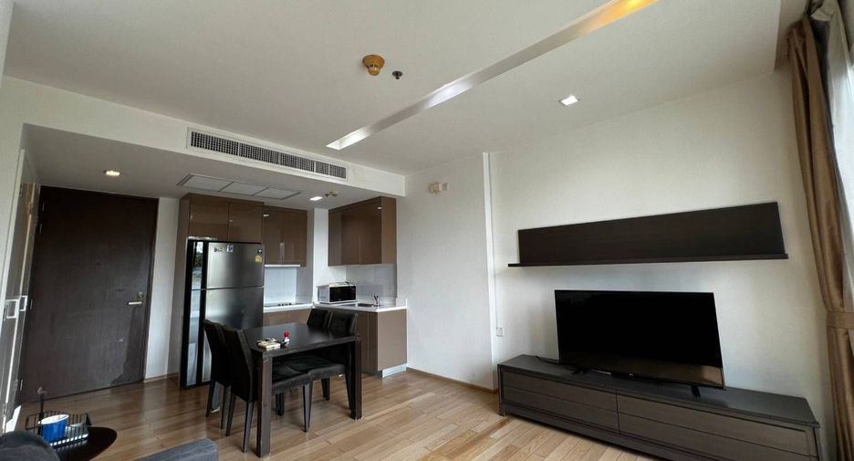For sale 2 bedrooms condo in Khlong Toei, Bangkok