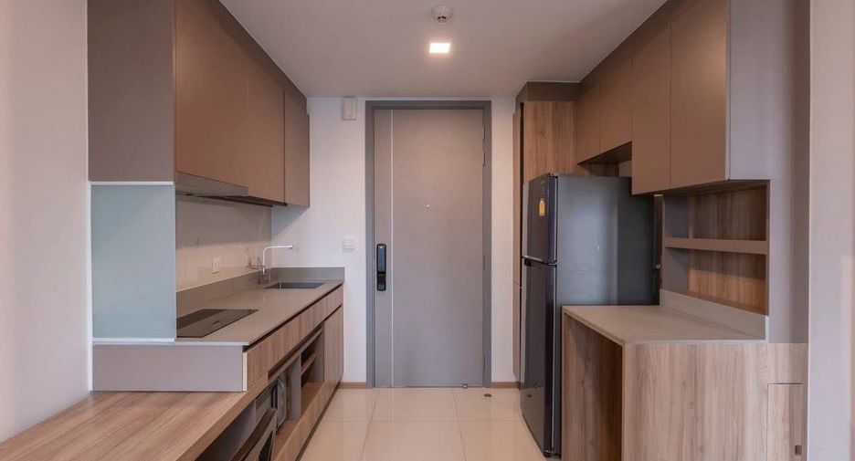For rent and for sale 1 bed condo in Watthana, Bangkok