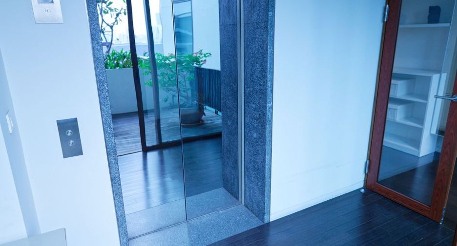 For sale and for rent 1 bed condo in Pathum Wan, Bangkok