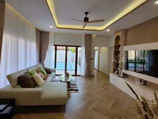 À louer 4 chambres maison à Bang Lamung, Chonburi