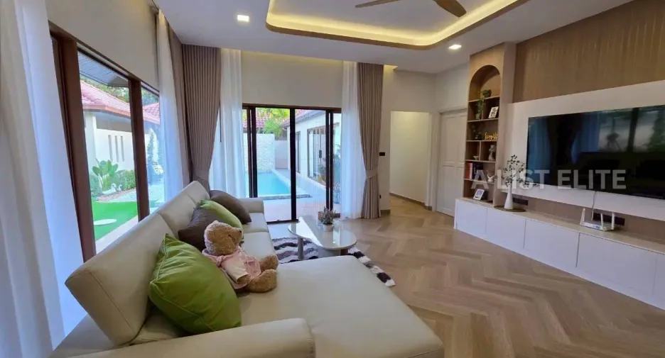 Haus zur Miete mit 4 Zimmer in Bang Lamung, Chonburi