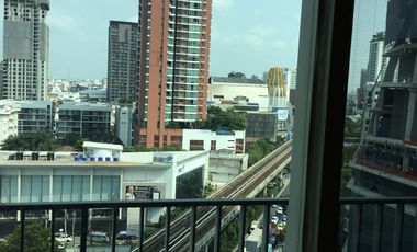 ขาย และ ให้เช่า 2 ห้องนอน คอนโด ใน คลองเตย, กรุงเทพฯ