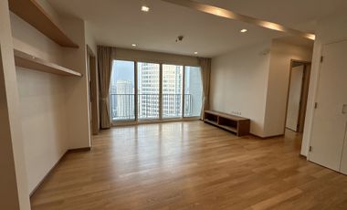 For sale 3 bedrooms condo in Khlong Toei, Bangkok