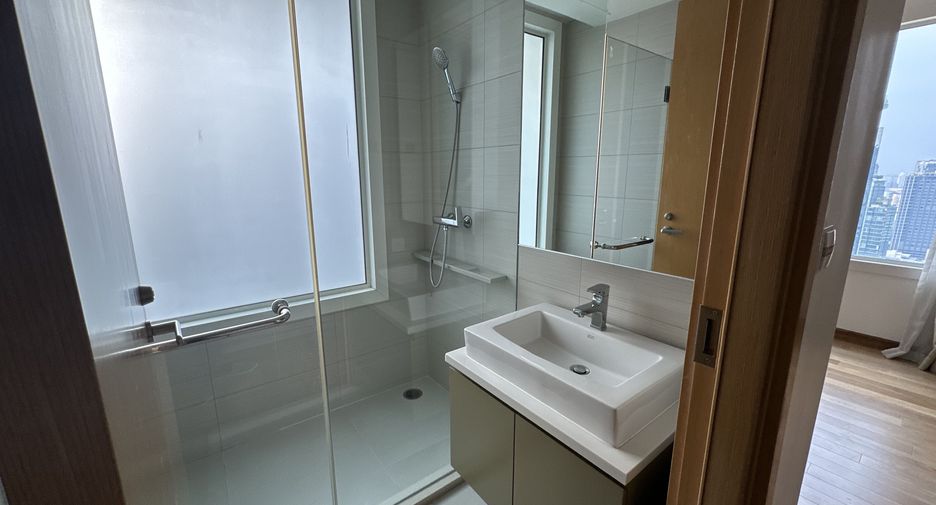 Wohnung zum Kauf mit 3 Zimmer in Khlong Toei, Bangkok