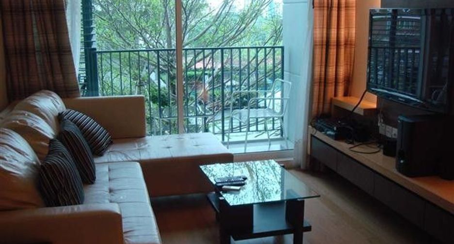 For rent 2 bedrooms condo in Khlong Toei, Bangkok