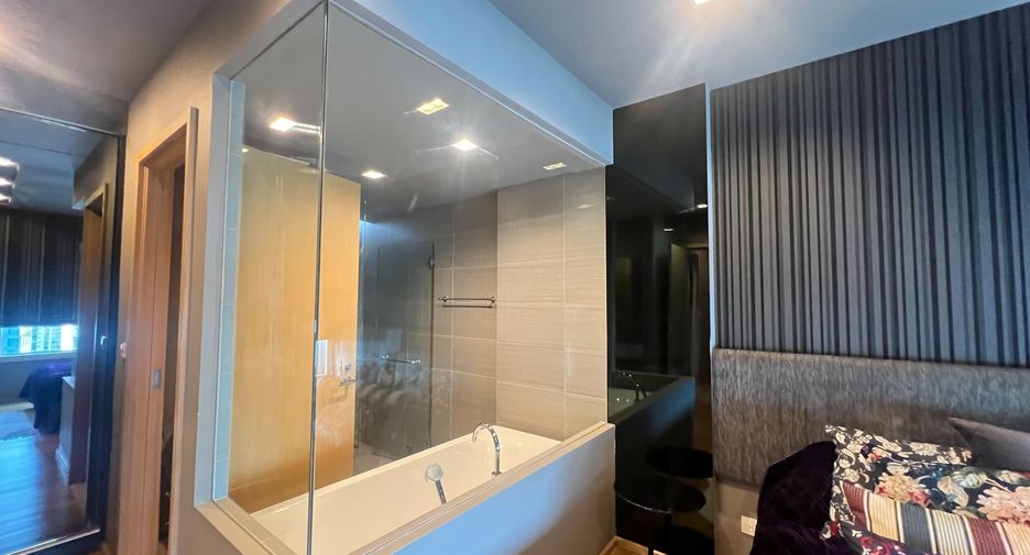 Wohnung zur Miete mit 2 Zimmer in Khlong Toei, Bangkok