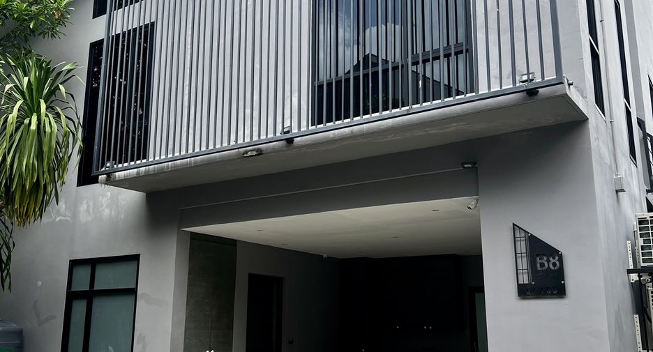 For rent 3 bedrooms villa in Thalang, Phuket