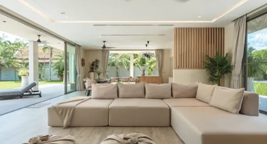 À louer 6 chambres villa à Mueang Phuket, Phuket