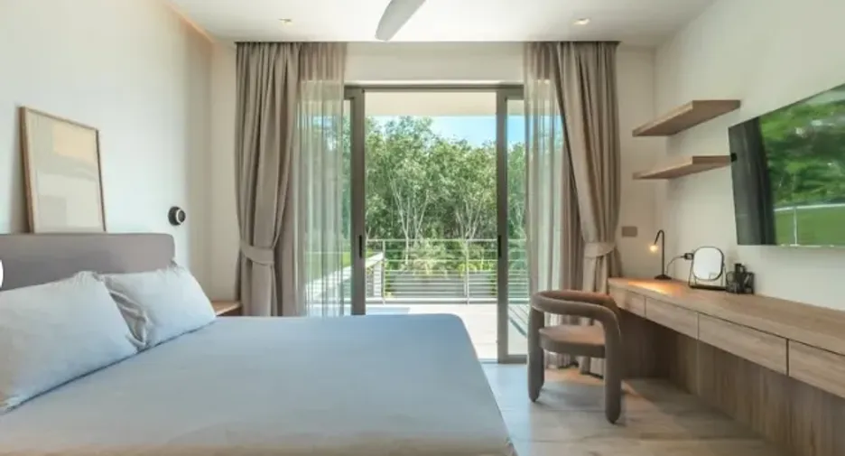 À louer 6 chambres villa à Mueang Phuket, Phuket