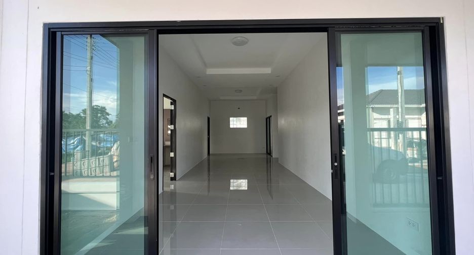 Продажа 3 спальни дом в Mueang Udon Thani, Удонтани