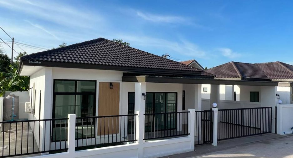 For sale 3 bedrooms house in Mueang Udon Thani, Udon Thani