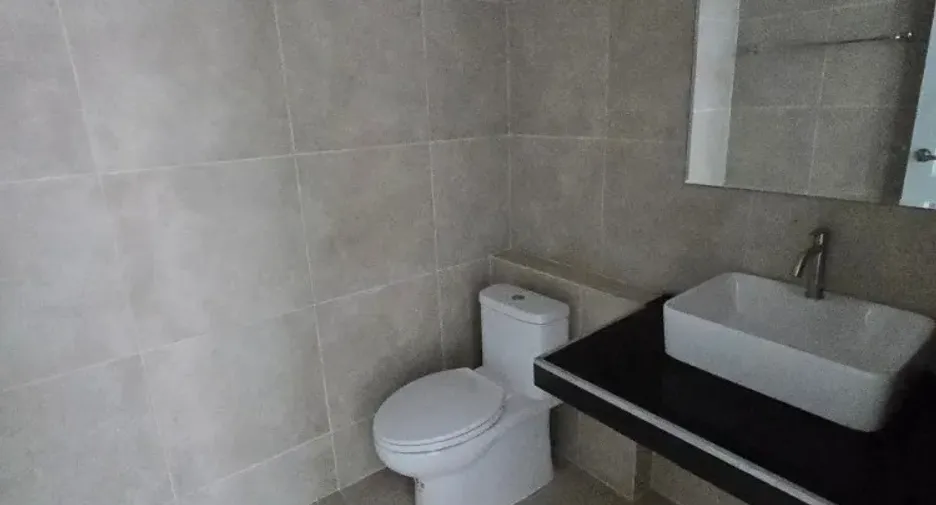 Продажа 3 спальни дом в Саттахип, Чонбури