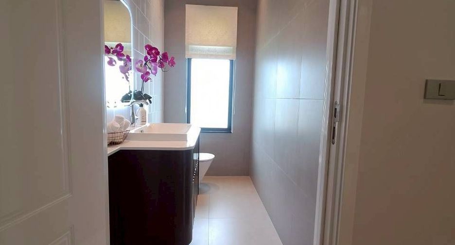 For sale 6 bedrooms villa in Hua Hin, Prachuap Khiri Khan
