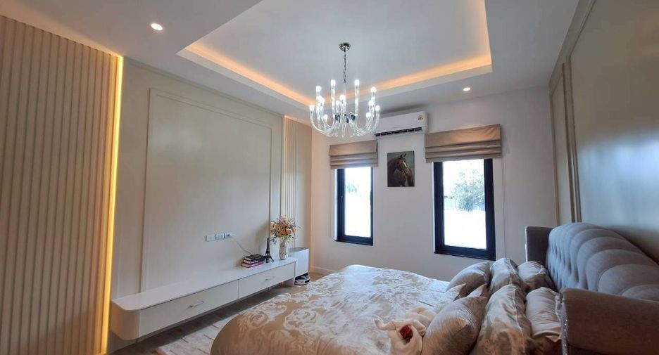 For sale 6 bedrooms villa in Hua Hin, Prachuap Khiri Khan