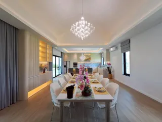 Villa zum Kauf mit 6 Zimmer in Hua Hin, Prachuap Khiri Khan