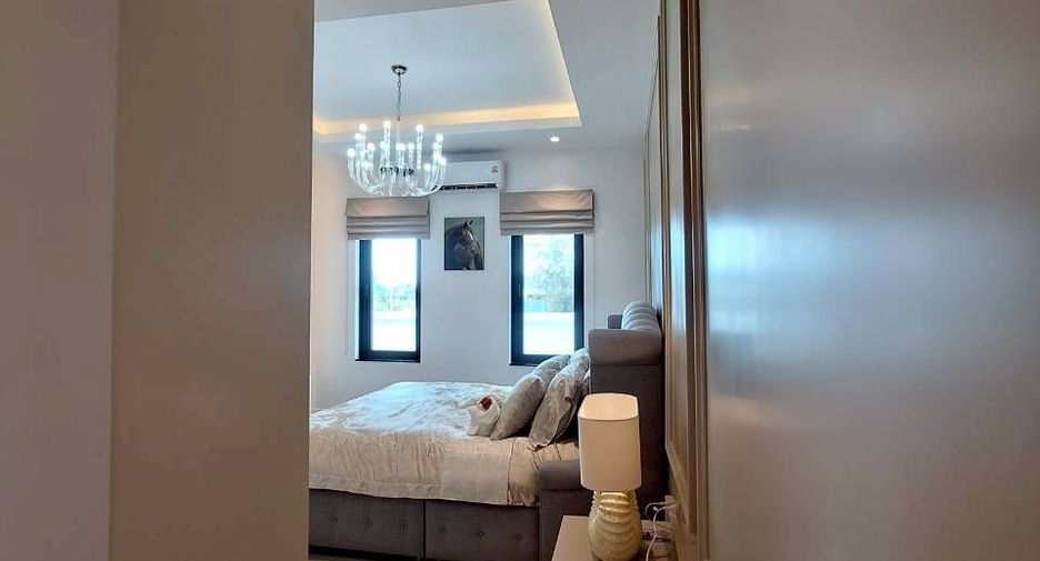 For sale 6 bedrooms villa in Hua Hin, Prachuap Khiri Khan