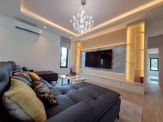 For sale 6 bedrooms villa in Hua Hin, Prachuap Khiri Khan