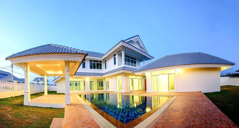 Villa en alquiler de 4 habitaciones en Cha Am, Phetchaburi