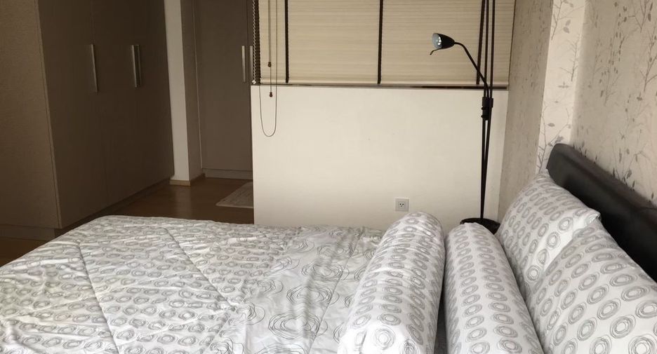 For sale 1 bed condo in Khlong Toei, Bangkok
