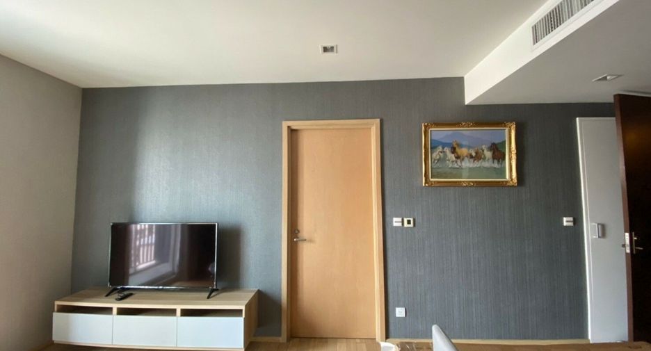 For sale 1 bed condo in Khlong Toei, Bangkok
