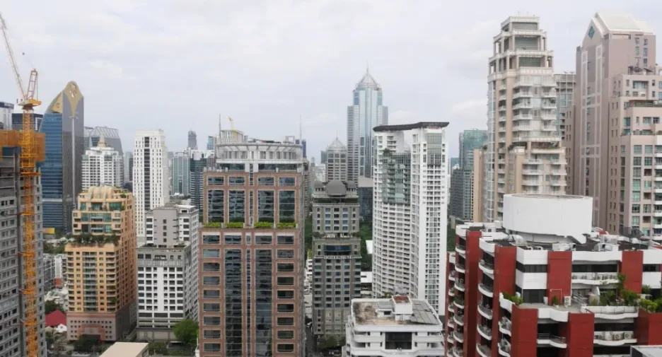 For rent 2 bedrooms condo in Pathum Wan, Bangkok