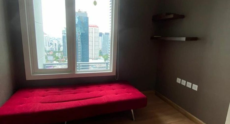 For sale 2 bedrooms condo in Khlong Toei, Bangkok