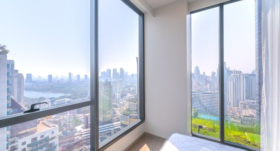 Wohnung zur Miete mit 3 Zimmer in Khlong Toei, Bangkok