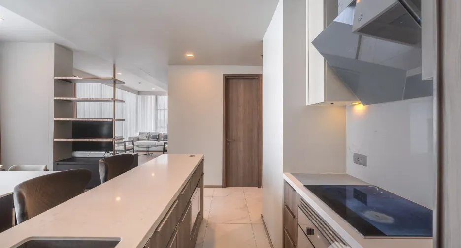 Wohnung zur Miete mit 3 Zimmer in Khlong Toei, Bangkok