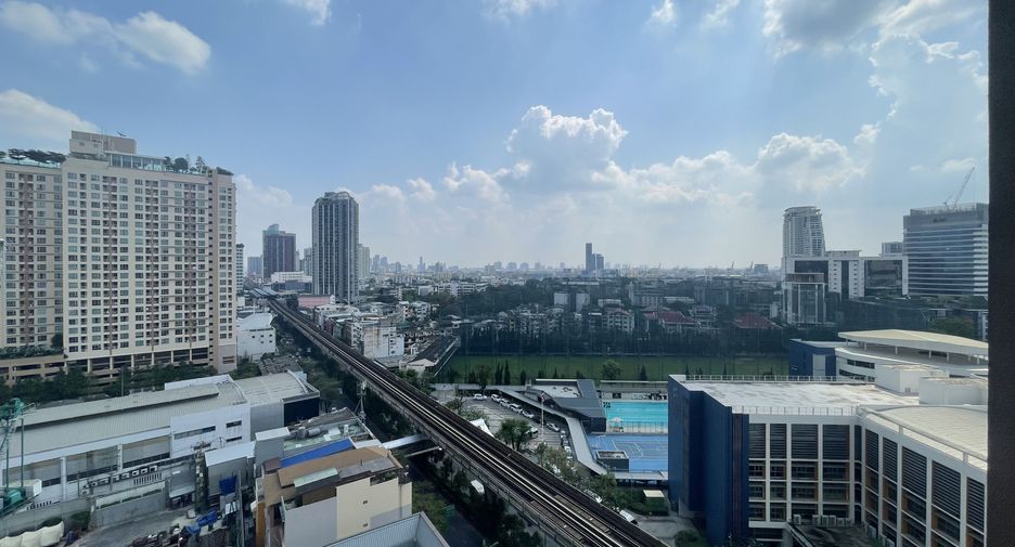 For rent 1 Beds condo in Khlong Toei, Bangkok